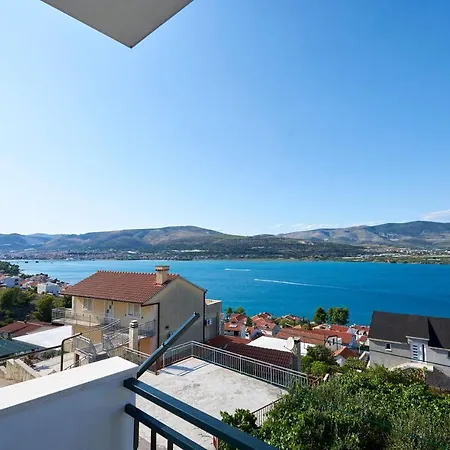 Apartamento Ugrina
