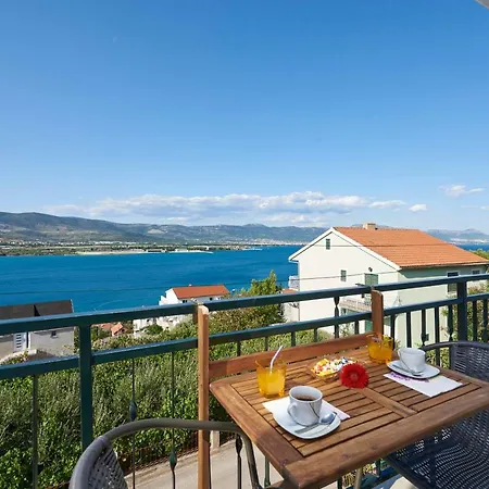 Apartamento Ugrina *